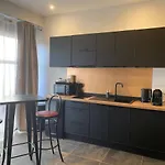 Pasteur 4*