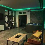 Pasteur 4*