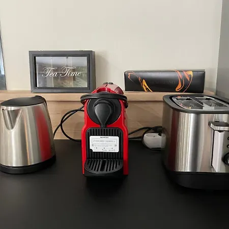 Pasteur Aparthotel 4*