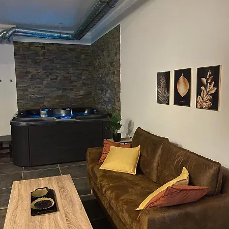 Pasteur Apart-hotel 4*