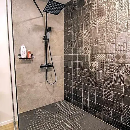 Pasteur 4*